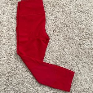 Lululemon Pace Rival Crop. Size 6